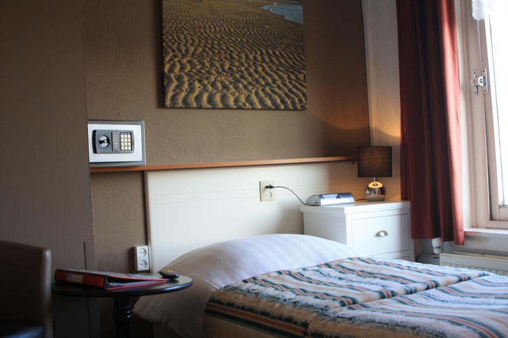 Hotel Zee En Duin Katwijk aan Zee ห้อง รูปภาพ